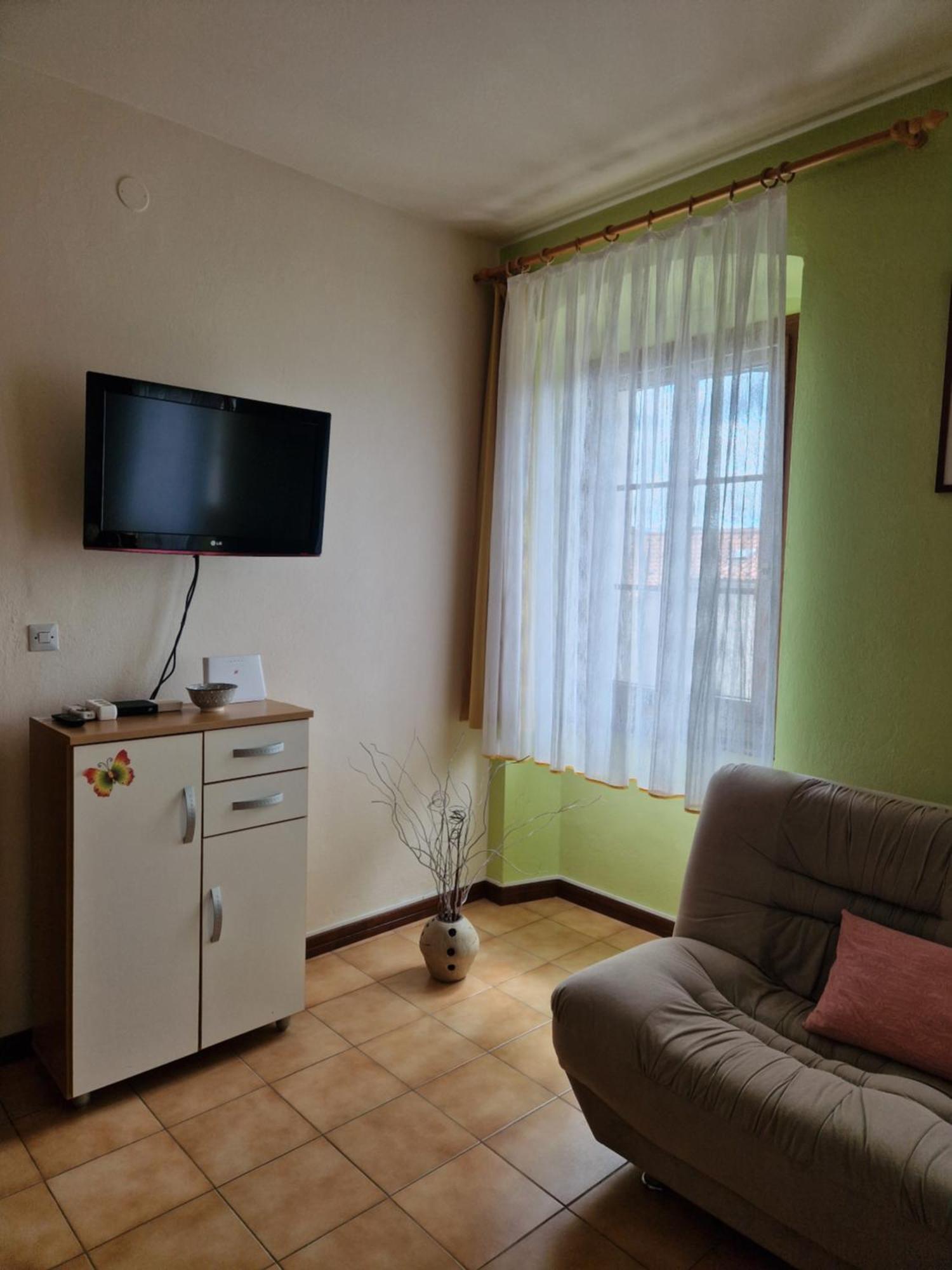 Ajdovščina Apartma In Soba Vipavski Kriz חדר תמונה