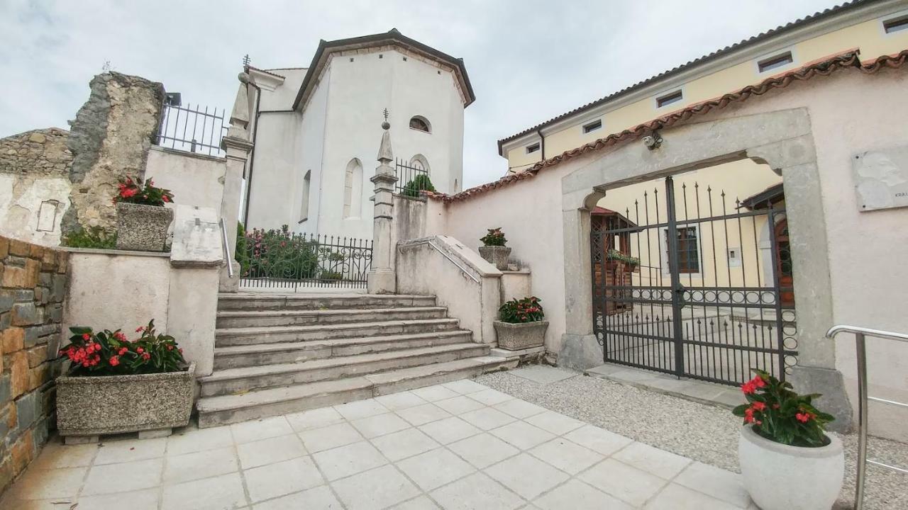 Ajdovščina Apartma In Soba Vipavski Kriz מראה חיצוני תמונה